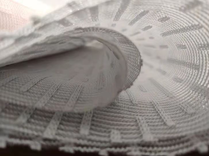 100% Polyester Fabric Striped Breathable Translucent Fabric